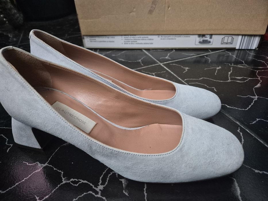Pantofi piele intoarsa, aproape noi