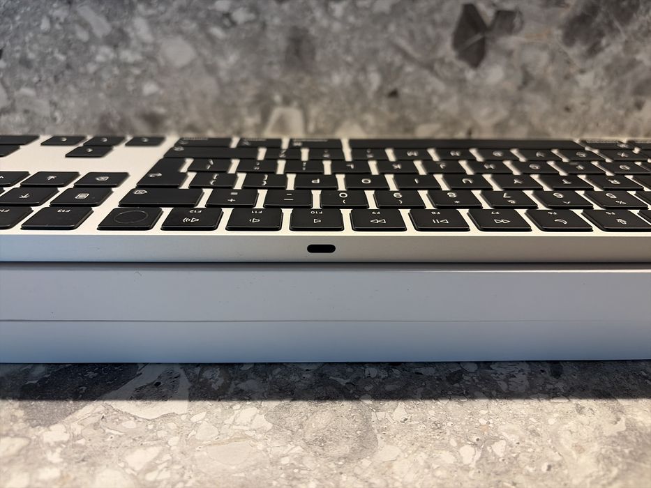 Tastatură Apple Magic Keyboard cu Touch ID, USB-C, Negru