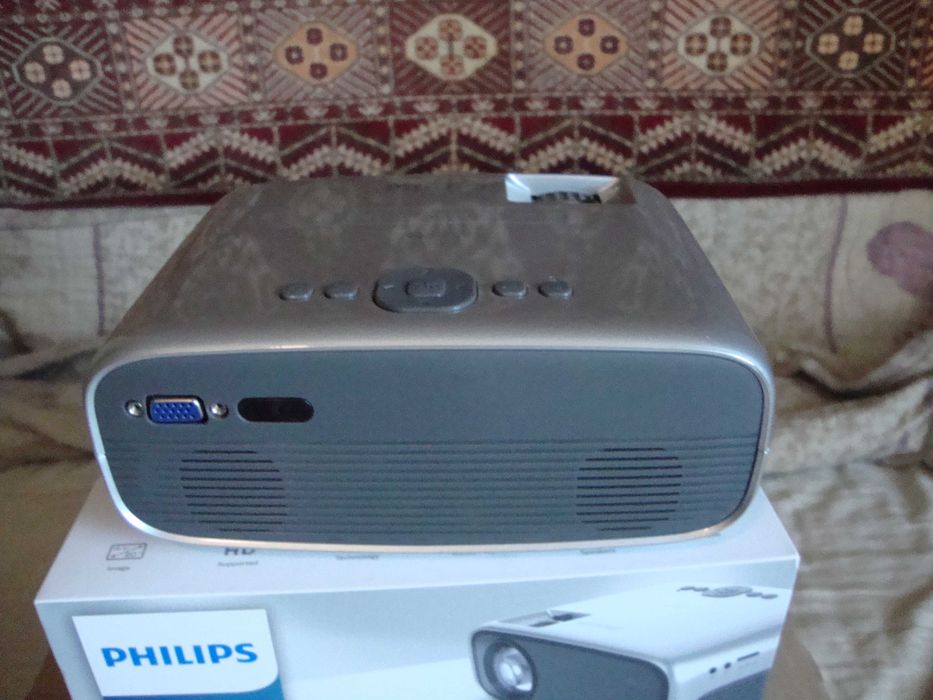 proiector Philips NeoPix Easy