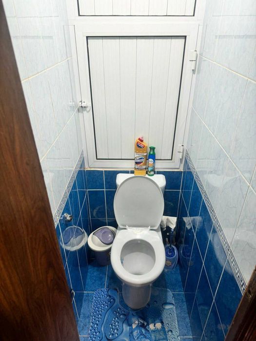 срочно! Юнусабад-15 2/1/4напротив  метро Туркистон, первая линия