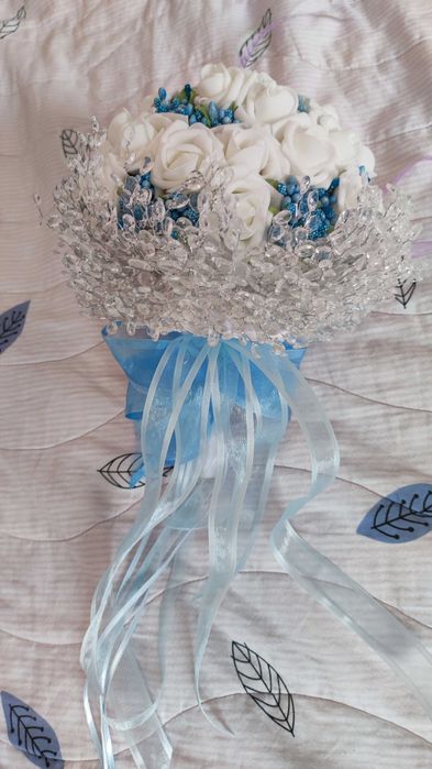 Дизайнерска официална рокля + сватбен букет и кошница