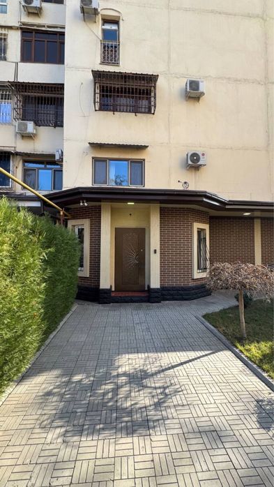 Ц4 плов сити / 94м2 Нежилое продаётся