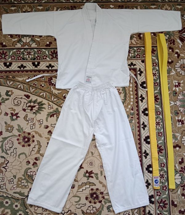 Кимоно для каратэ +Жёлтые пояса