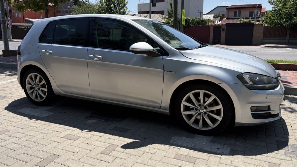 VOLKSWAGEN Golf 2014 — imagine 4