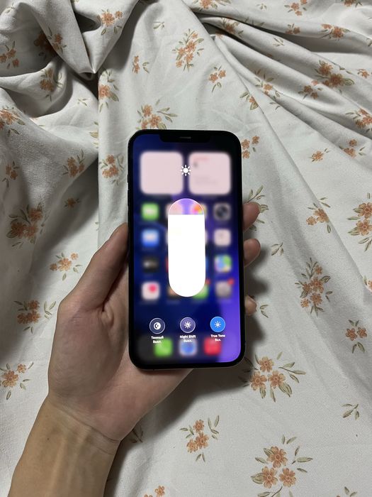 Продам Айфон 12Pro Max 256gb