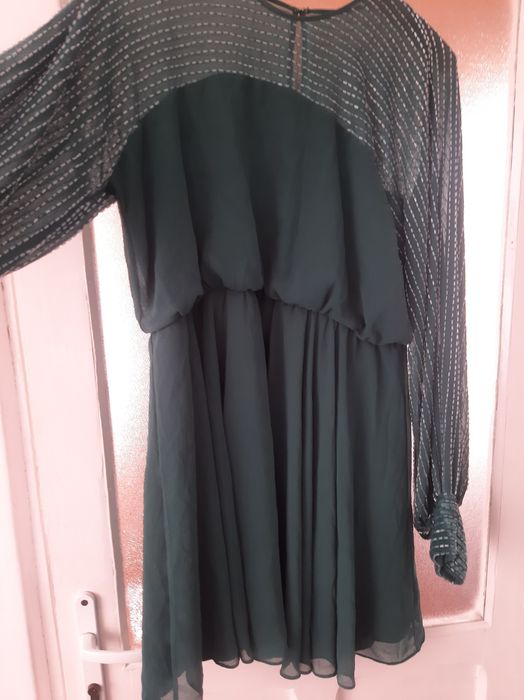 Vând rochie Asos nr 44 cu pietre