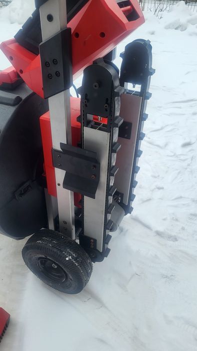 Masina profesionala de desfundat canalizari Milwaukee