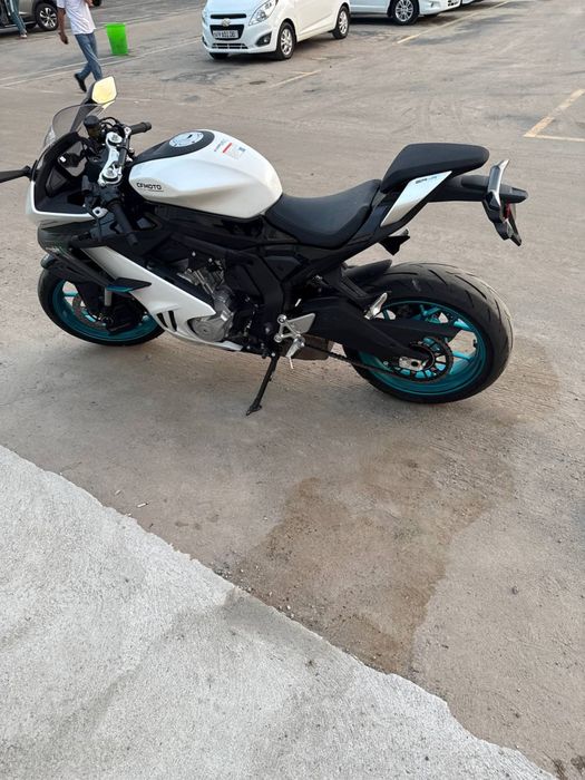 CF MOTO 675 Sr-r
