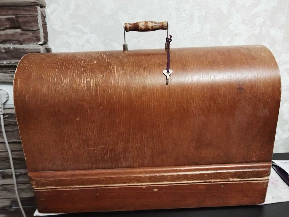 Швейная машинка ПМЗ за 5000