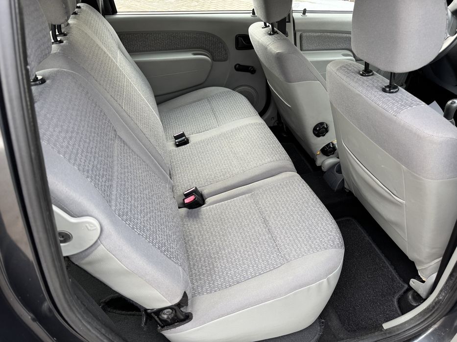 DACIA LOGAN MCV - 1.6MPI - 90CP - 7LOCURI - 2007