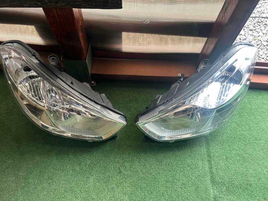 фар ляв и десен Dacia Dokker Dacia Lodgy след 2012г. #651SA #652SA