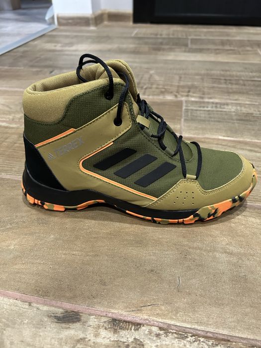 Маратонки тип боти Adidas Terrex