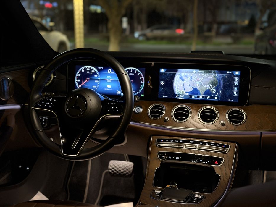 Mersedec - Benz E300 e