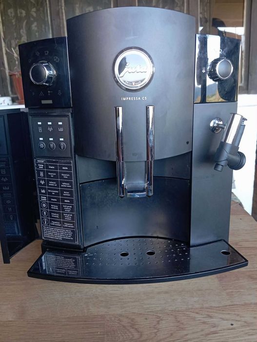 Кафеавтомат Jura impressa C5