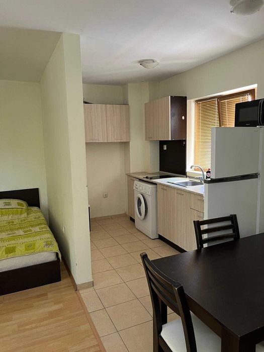 Едностаен апартамент  в централна част на Бяла