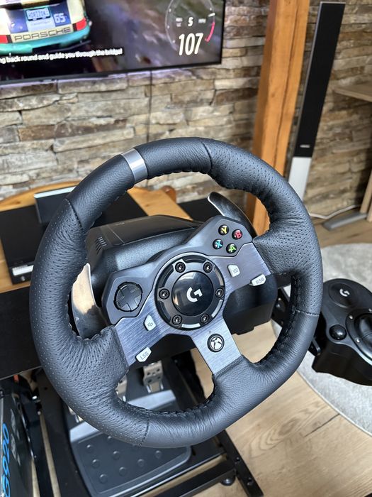 Волан Logitech G920 с частична гаранция+ стойка. (PC/XBOX)