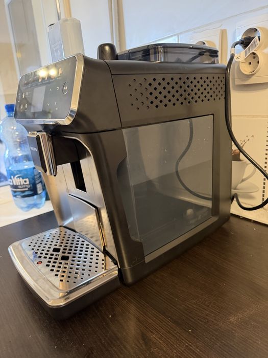 Espressor automat Philips LatteGo Seria 5400
