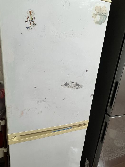 Холодильник средний