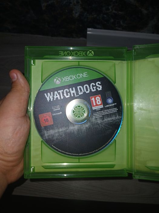 2 jocuri xbox one, watch dogs si Assassin's creed syndicate