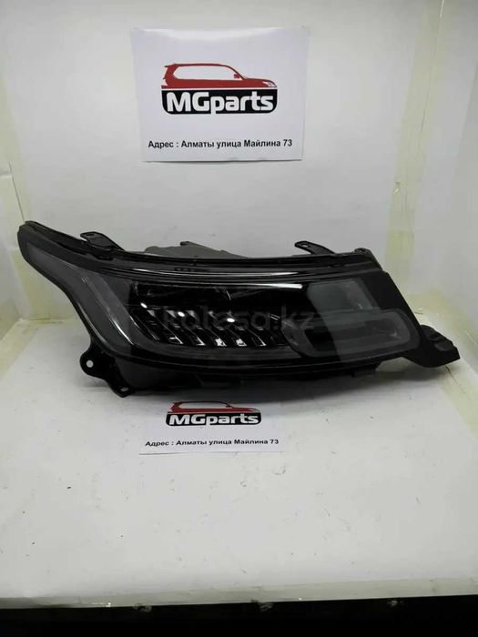 Фара б/у оригинал правая и левая от Land Rover RR Sport L-494