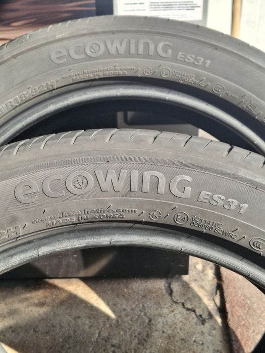 Două anvelope de vară  KUMHO  215 50  R18