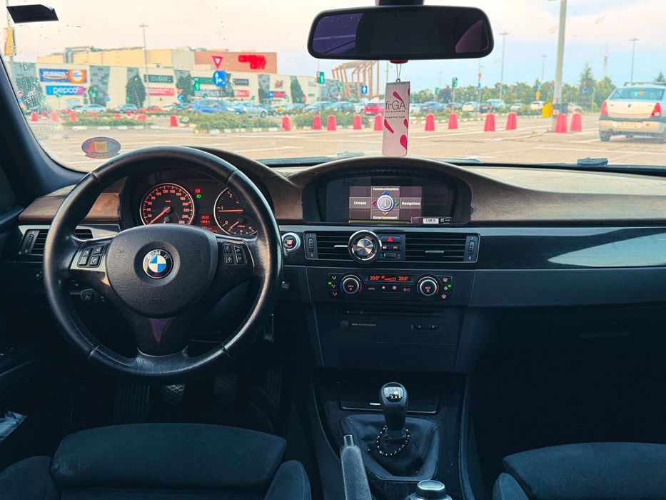 BMW E90 2.0D 03.2007