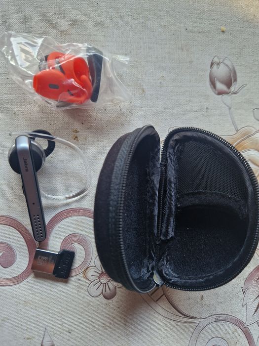 Vand casca Bluetooth Jabra Talk + dongle USB + husa*