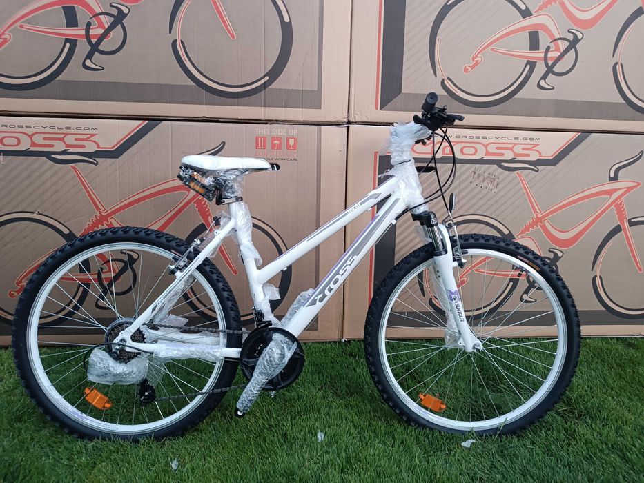 НОВ велосипед 26" Cross Julia