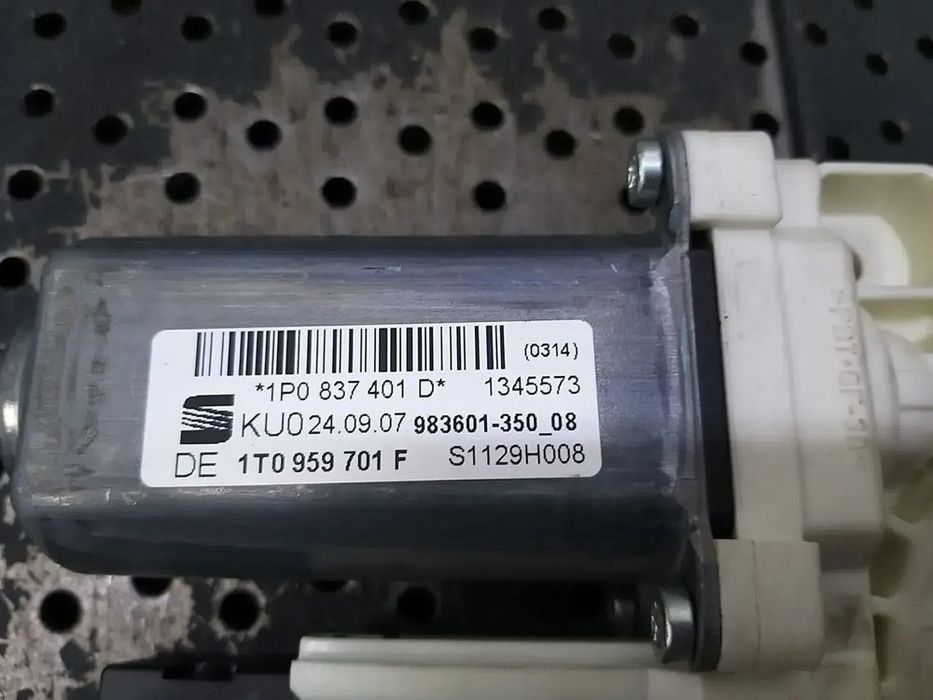 Motoras macara stanga fata seat leon 1p 1p0837401d 1t0959701f 1k0959793l 7746020400 e840311609