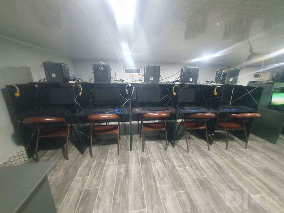Tayyor biznes sotiladi 
Game Club 
1.20 ta kampyuter 
Manitor 24.75,
K