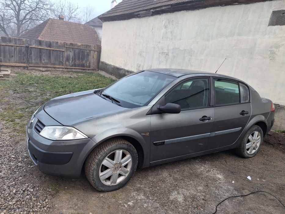 Vând Renault Megane pentru piese