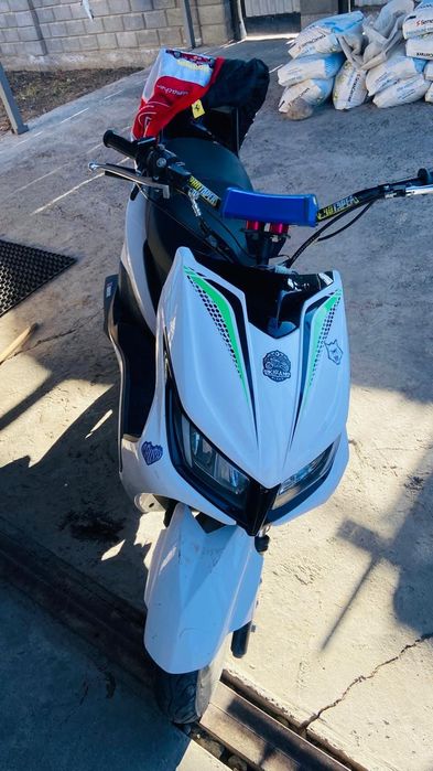 Продам м8 новый под стант