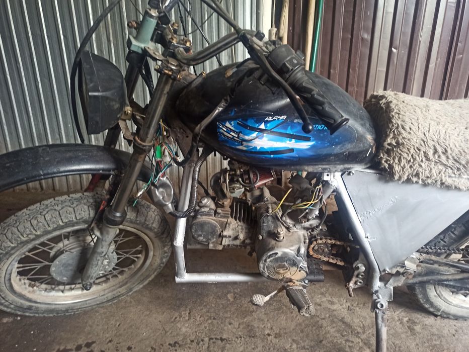 Мотоцикл продам .