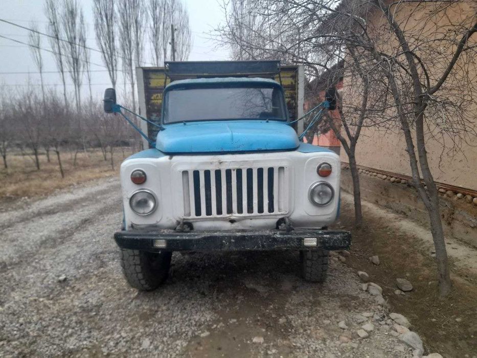 Газ 53  Сотилади