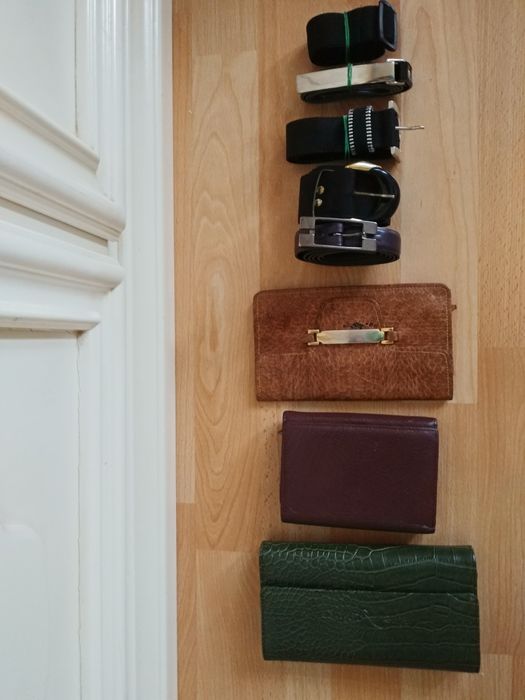 Poșete plicuri, pormonee,curele,la prețuri avantajoase.