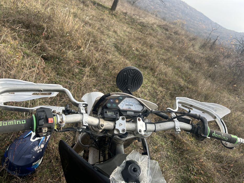 Se vinde husqvarna 125 2t