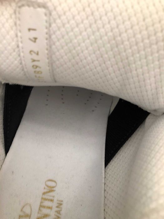 Valentino Garavani new model 41 oversize, full box, retail 850 euro