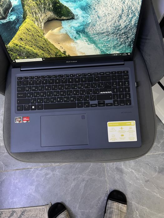 Ноутбук Asus vivobook