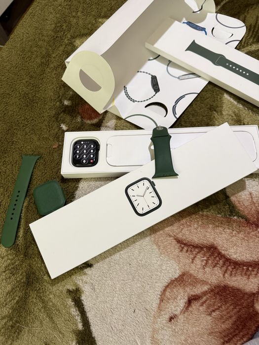 Apple Watch 7 series 45 mm