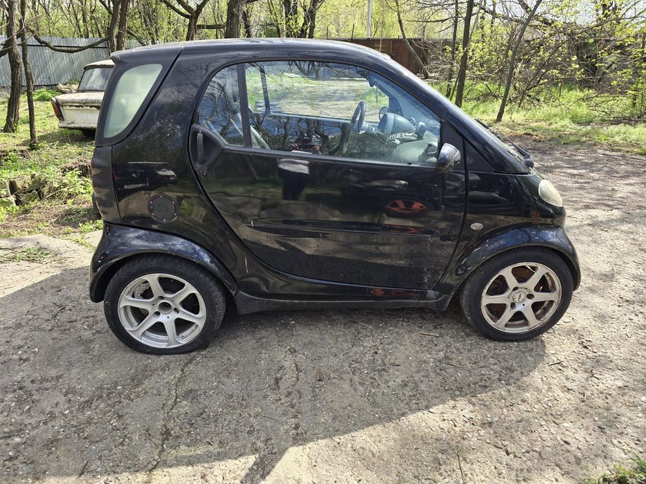 Piese Auto din Dezmembrari Smart fortwo 2003 0.8 diesel