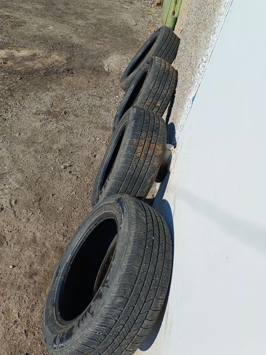 Продам летние шины Б/У