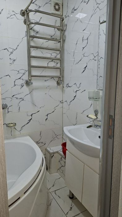 Юнусабад-19 1>2/1/5 38м² Батальон, Клиника