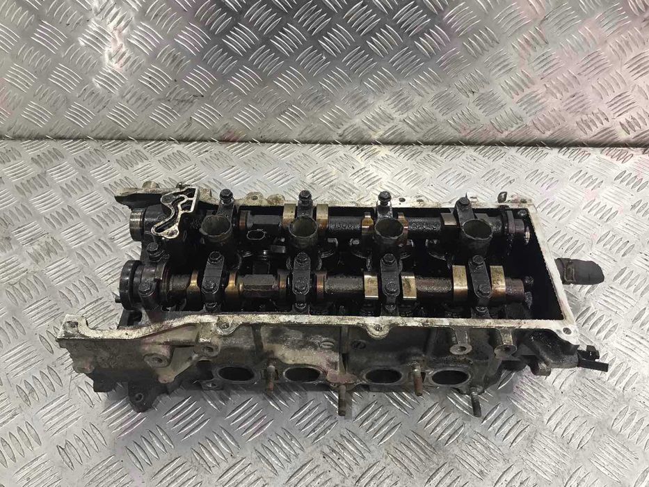 Глава Nissan Micra 1.2i 16v 2003г