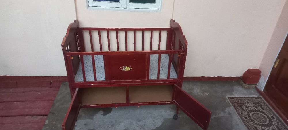 Продаётся кровать