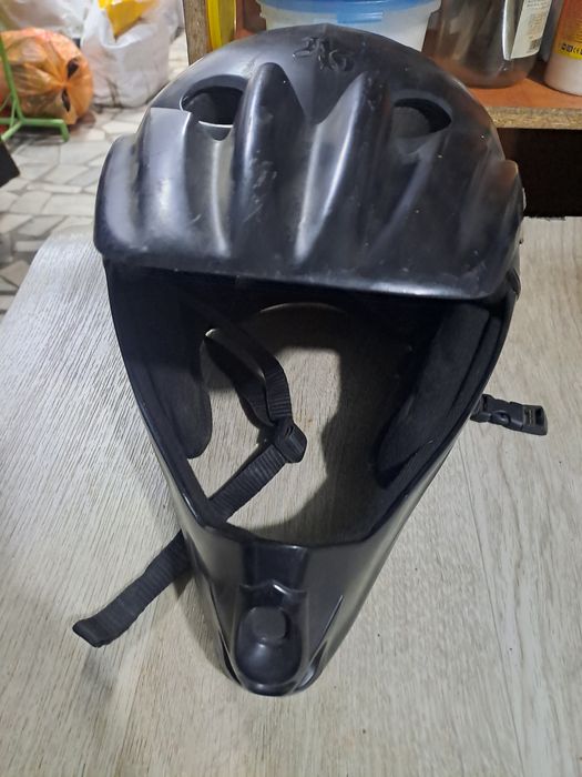 Мото шлем эндуро