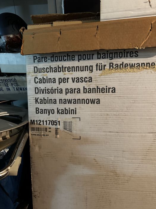 Чисто нова вана Рока с уникална стъклена преграда 170 см