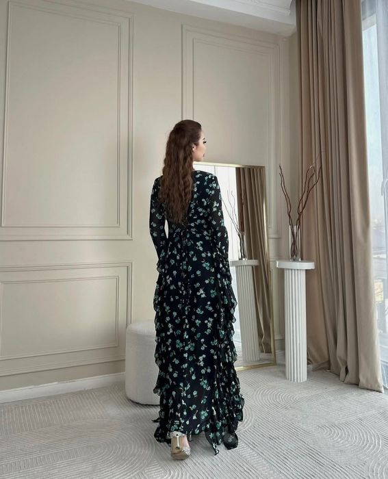 Платье вечерние новый