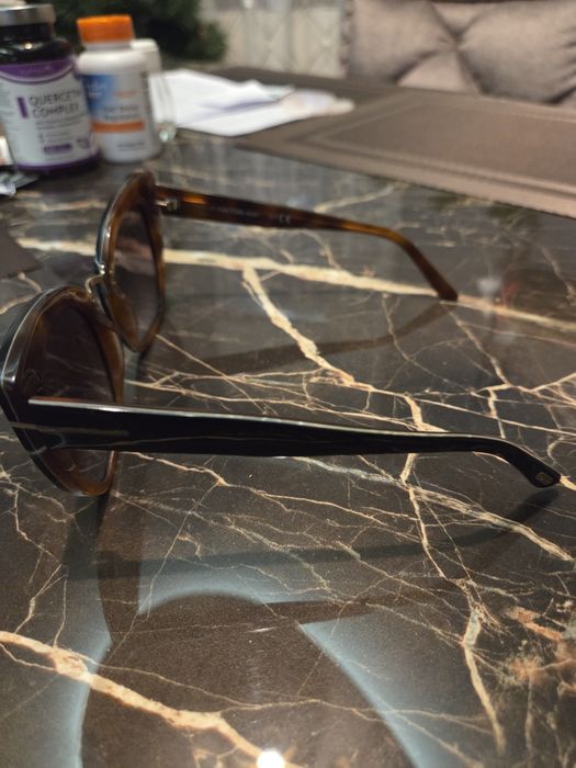 Слънчеви очила Tom Ford , Guess