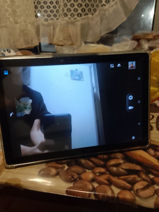 Планшет-ноутбукк