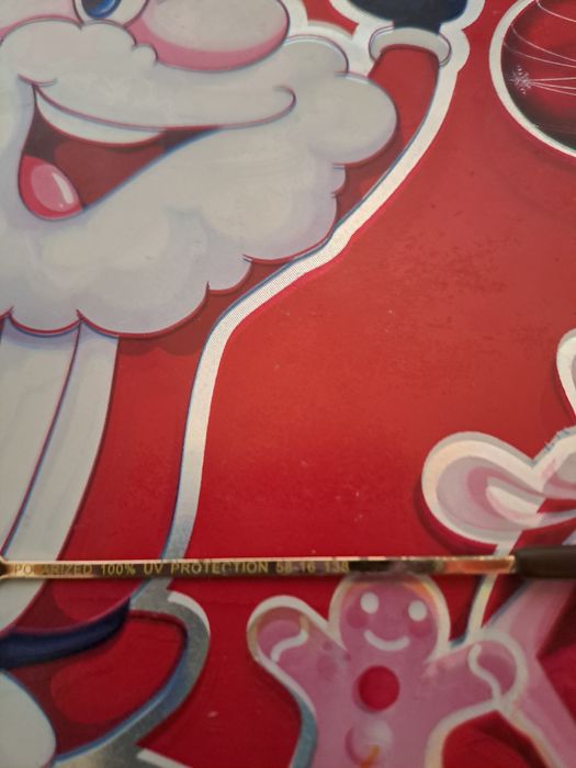 Слънчеви очила с жълти дръжки марката на училата е Kwiat!!!